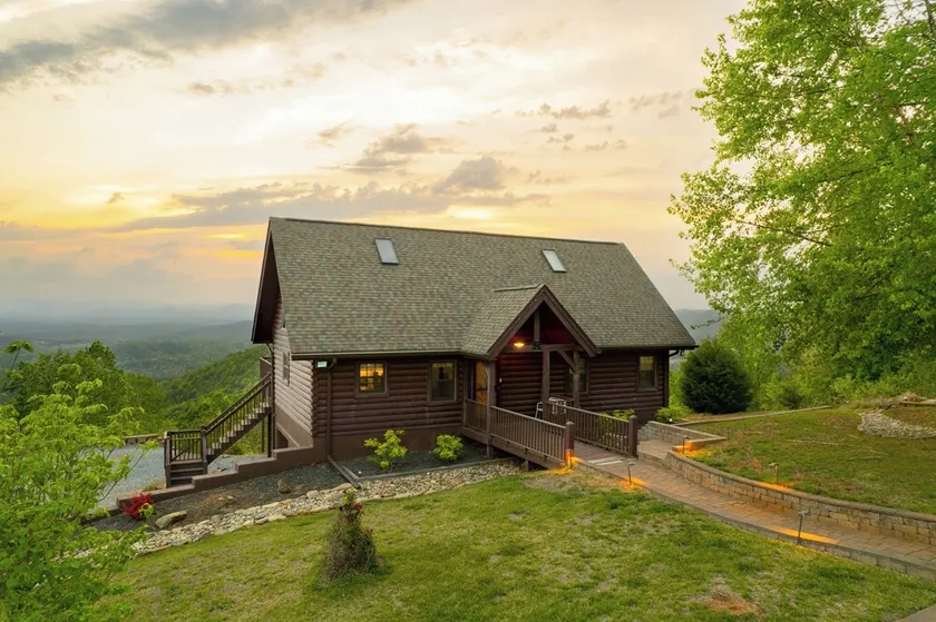 NEW Luxury Mountain Cabin with Stunning Sunset Views - Image 1