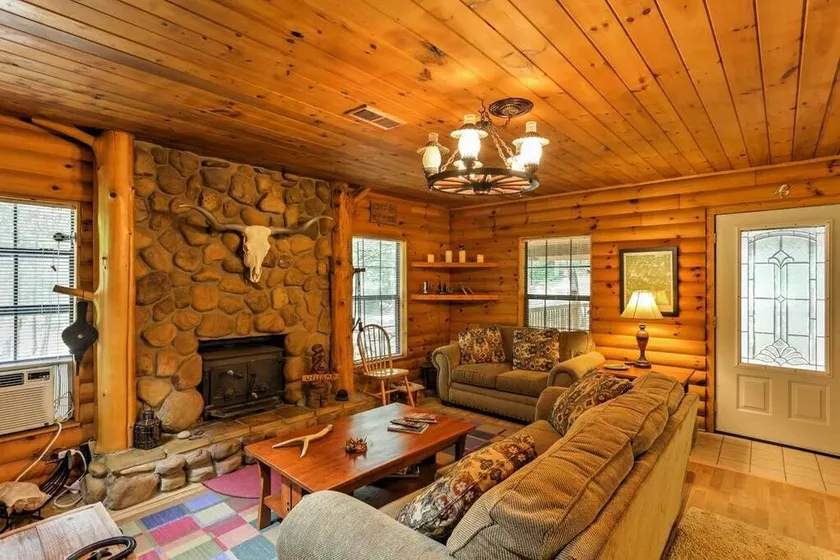 NEU! Ruhige 2BR Jasper Cabin w / Tranquil Creek Ansichten - Image 1