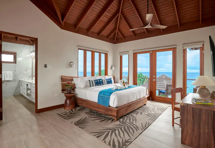 Timbuktu is a luxury 5 bedroom villa with stunning seaviews on the sea. - Image 1