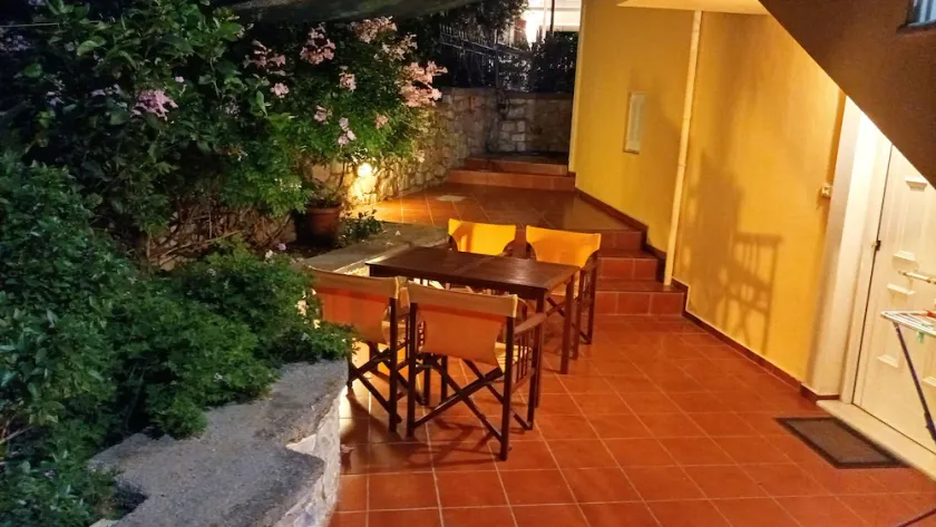 Gythio Seaside Villa Dimitrios- Apartment - Image 1