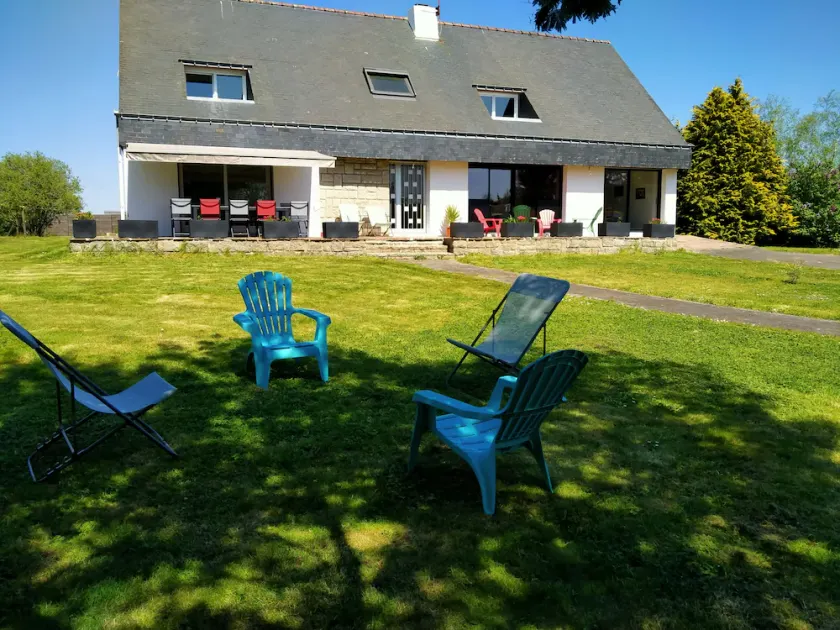 Maison de Vacances 10 Personnes : la Campagne à Vannes - Image 1