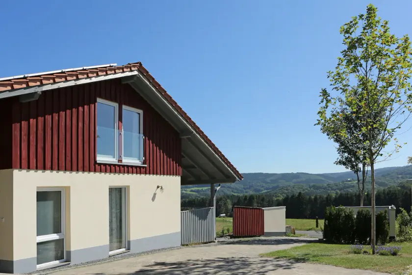 Cozy holiday home with a magnificent view - Image 1