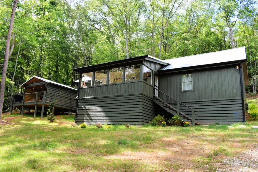 Station 91 | Cabin Near Helen | SAUNA & CEDAR TUB - Image 1