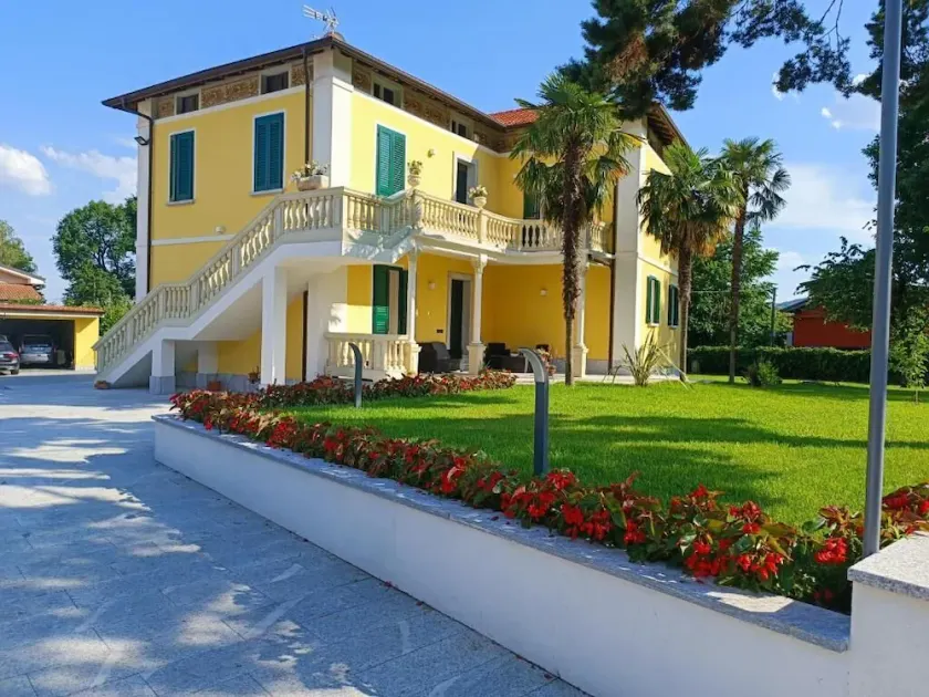 B&B VILLA PREZIOSA LAGO MAGGIORE  - Image 1