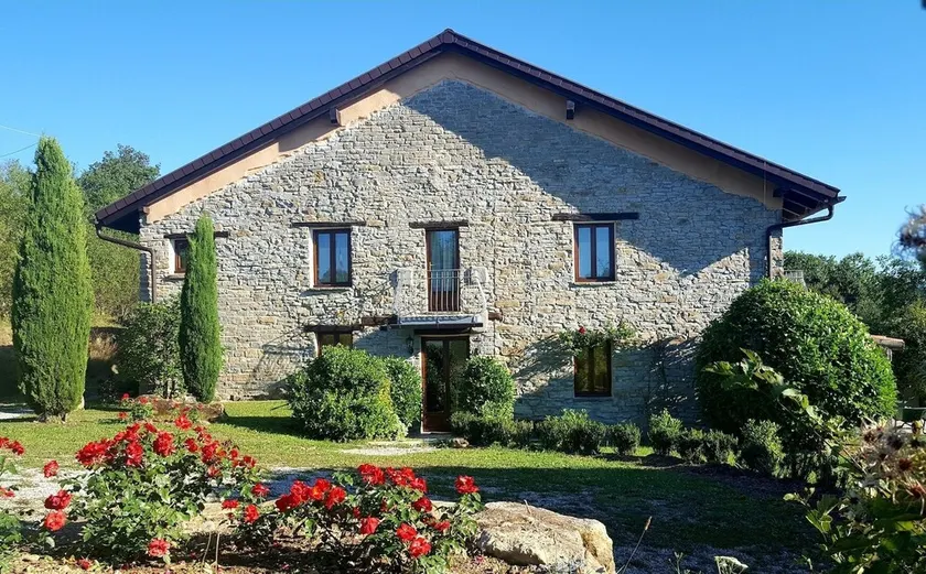 Grand Villa med full karaktär - Image 1