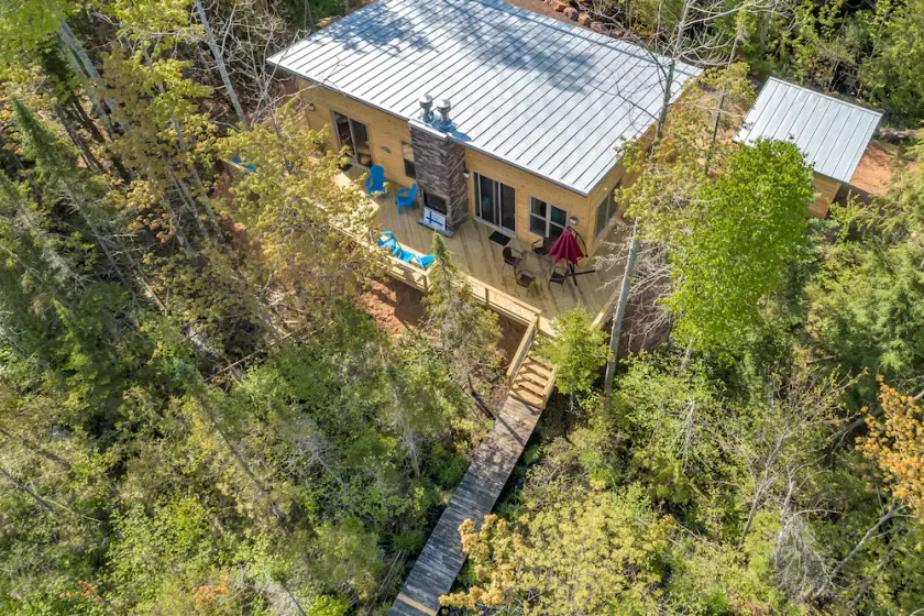 Luxury Scandinavian-Style Lake House Very Near Porcupine Mountains. <br>VIDEO - Image 1
