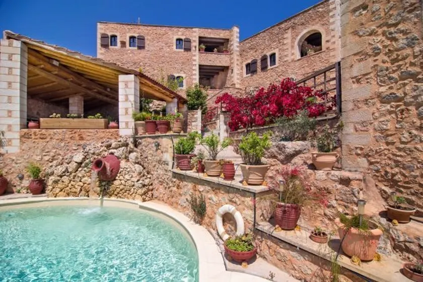 Traditional Crete Villa Villa Red Fliskouni Stunning Views 1 Bedroom Samonas - Image 1