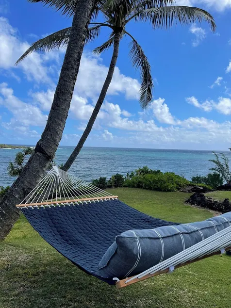 Oceanfront Hana Bay Beach Cottage.  5-Minute Walk to Hana town & beaches! - Image 1