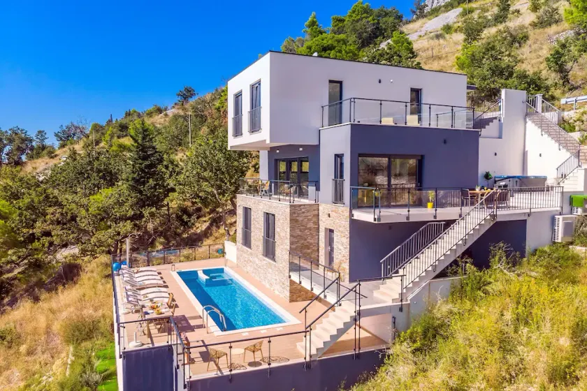Villa Mia with private pool, Whirlpool, gym, sauna, seaviews - Image 1