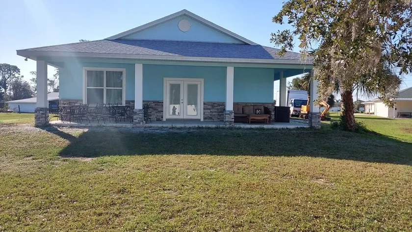 New house on 1 acre property boat and trailer parking included - Image 1