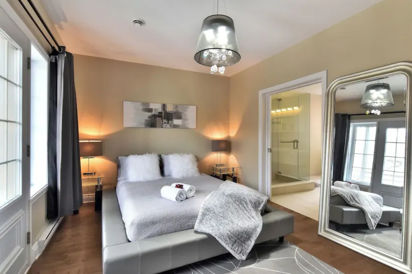 2 Schlafzimmer, 2 Badezimmer Wohnung mit kostenlosem Parkplatz / WIFI - Image 1