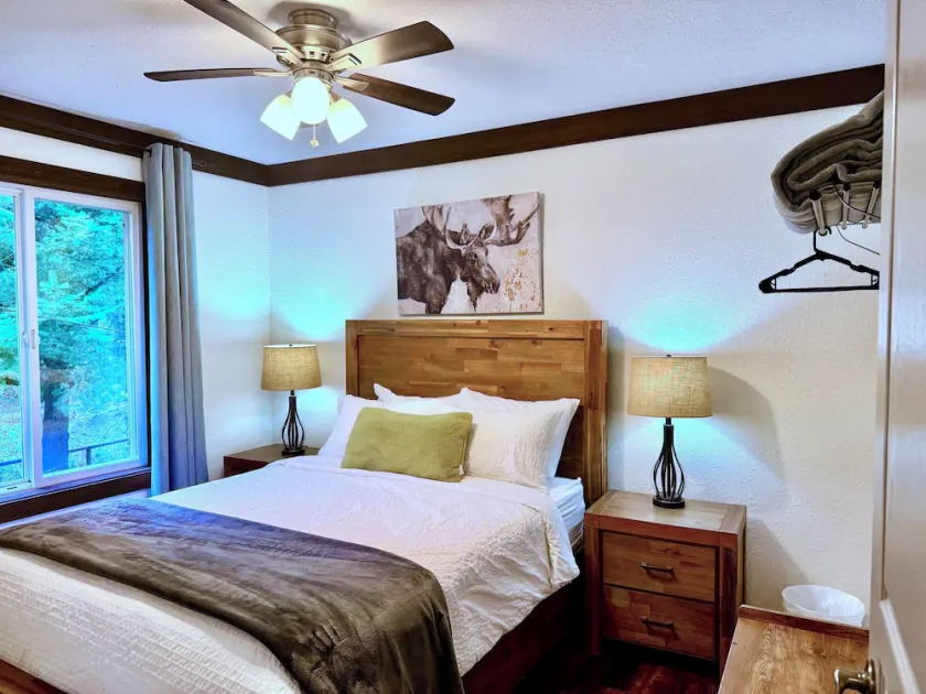 Beautiful, chic cottage, sleeps 6 - Image 1