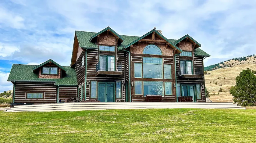 Rustic Retreat on Flathead Lake - Image 1