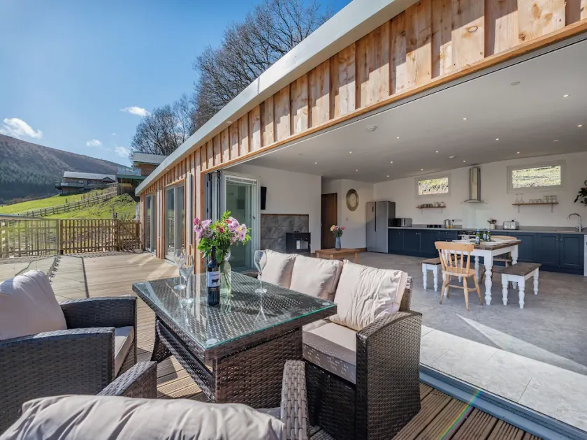 3 bedroom accommodation in Stanner, near Kington - Image 1