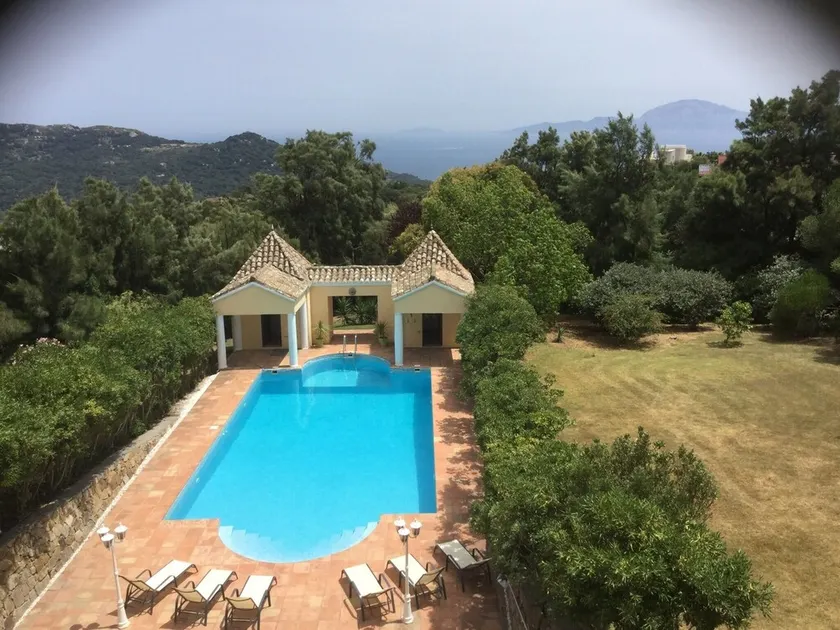 Peaceful Guesthouse With Large Private Pool And Secluded Gardens - Image 1
