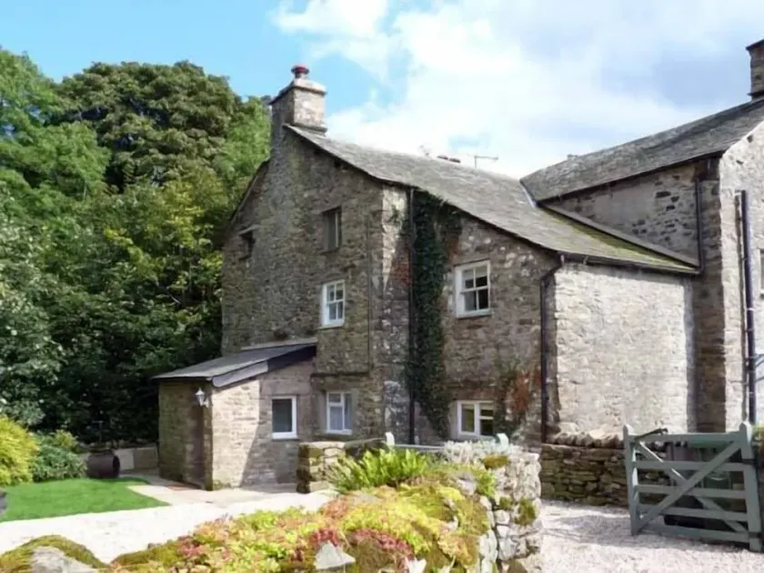 Beckside Cottage, KIRKBY LONSDALE - Image 1