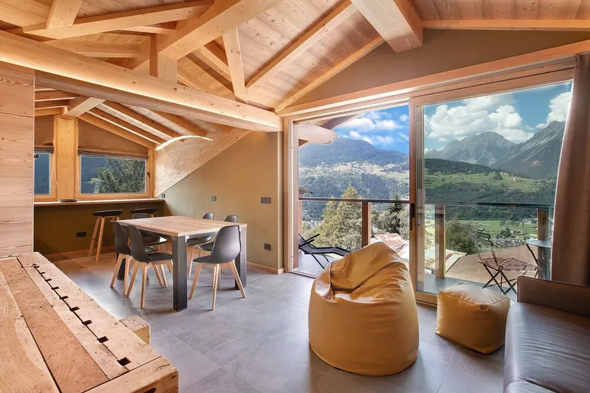Apartment \"Aria di Casa Piazzi\" with Mountain View, Shared Garden & Wi-Fi - Image 1