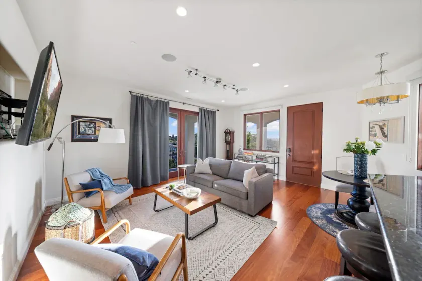 Poway Cozy Guesthouse - Image 1