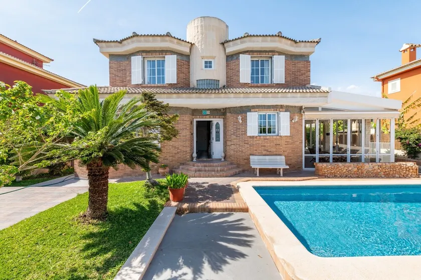 Villa Laura - Image 1