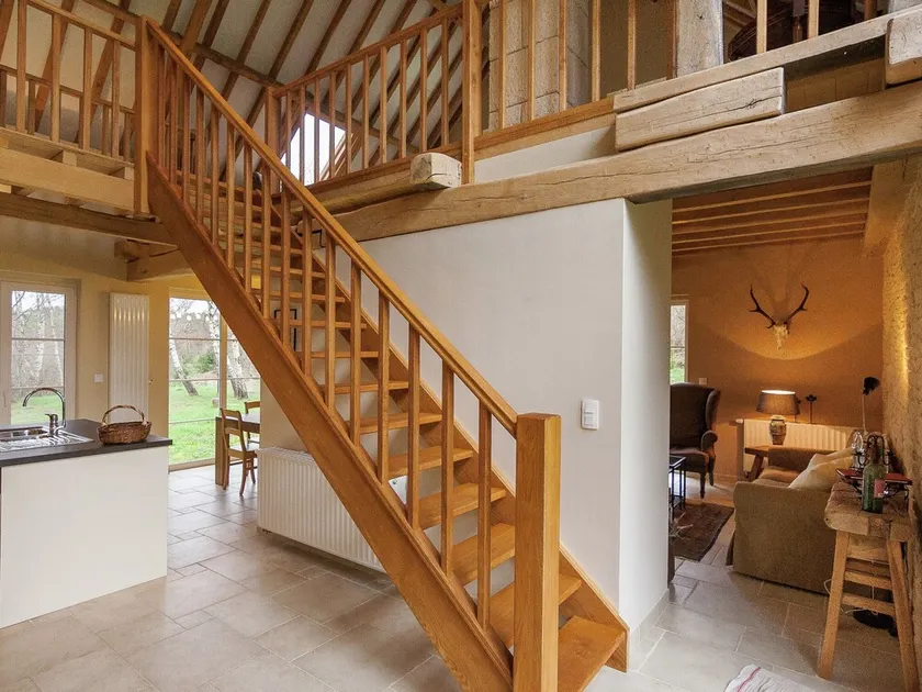 Beautifully Located Country House With Heated Pool - Image 1
