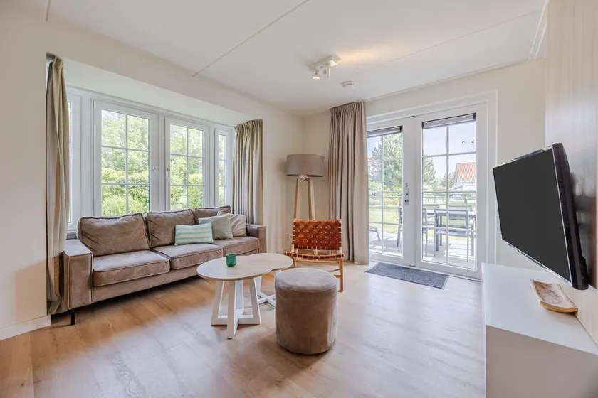 Villa in Cadzand-Bad near North Sea Beach - Image 1