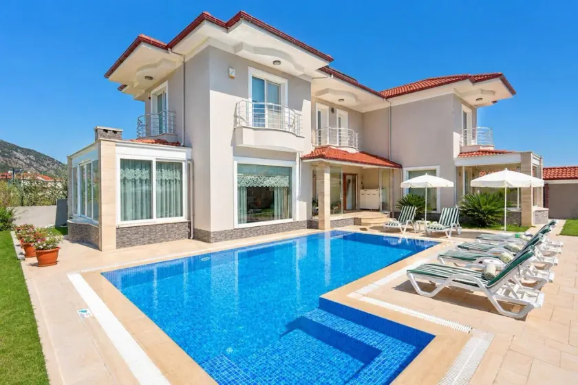 Villa Nirvana - Image 1