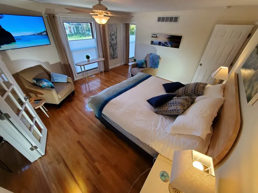 No parties, quiet, 3 bed, 2 bath. - Image 1
