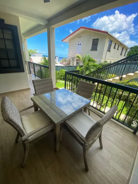 1 Bedroom Apt in Fitts Village a stones throw from the beach! - Image 1