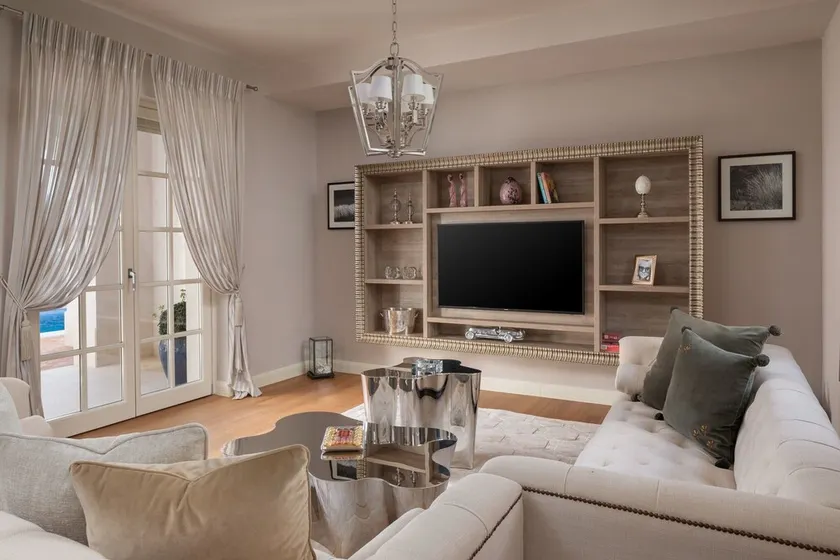 Wunderschöne Villa mit privatem Pool, Terrasse und Grill | Haustiere sind willkommen - Image 1