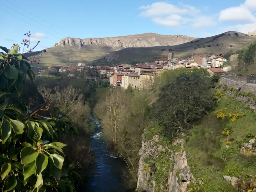 Petra y Armando Haus in Anguiano - Image 1
