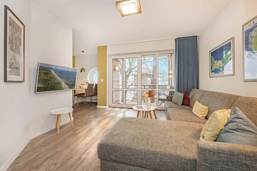 Vacation apartment close to the beach in Koserow with balcony and sea view right on the sea - Image 1