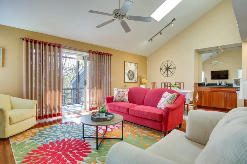 2 Mi to Ocean Rehoboth Beach Condo with Pool Access - Image 1