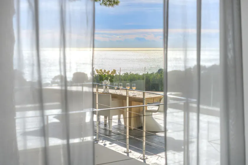 Villa Unique de haut Standing  à Cassis avec Vue Mer panoramique. - Image 1