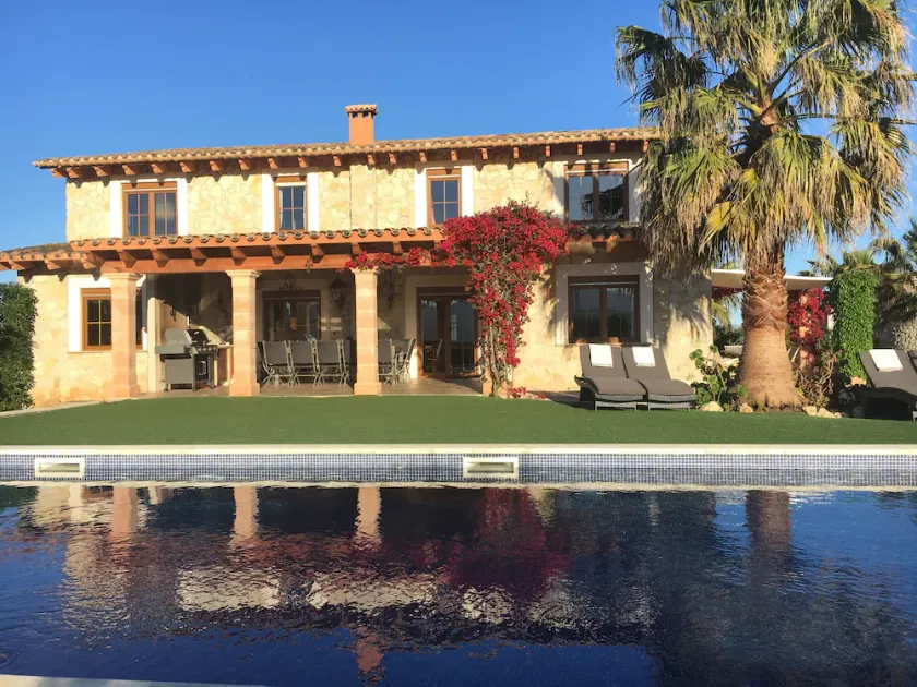 Elegante gr Finca. Pool 4,5x14m, accogliente, 5 minuti per la spiaggia, wifi, aria - Image 1