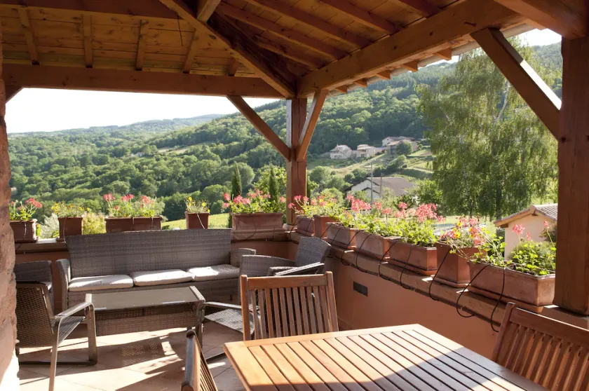 La Roche Bauernhaus mit 5 Schlafzimmern und Zugang zu einem Gemeinschaftspool - Image 1