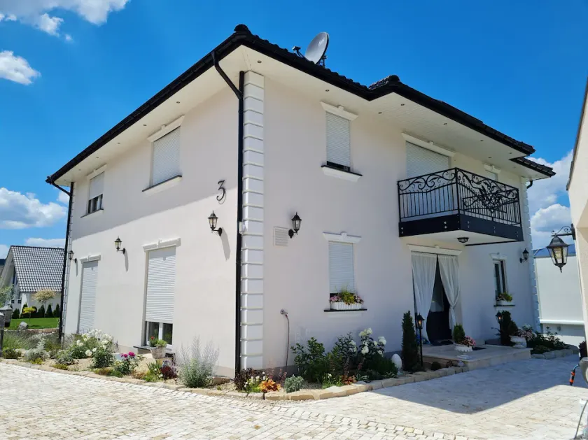 Villa unter dem Schloss Apartment - Image 1
