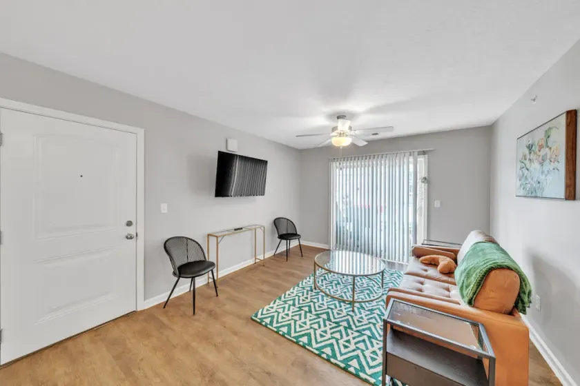 Stonecrest 717, 2Bd Apt I Free Parking I Pool - Image 1