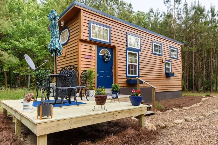 True Tiny Home & Community - 6 Mins To Downtown - Image 1