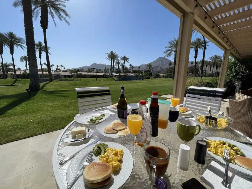 Luxuriöse Wüste Eigentumswohnung in Exclusive Indian Wells - Image 1