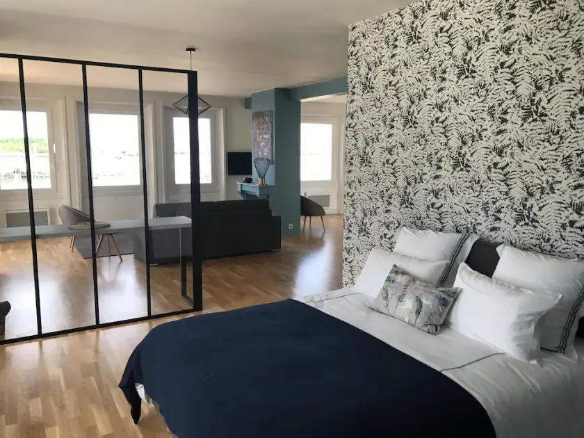 Cargo Loft, 90 m2 Wohnung mit Blick auf das Meer - Image 1