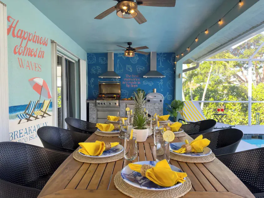 Heated Pool, Fun Outdoor Kitchen, Bike to Beach! - Image 1