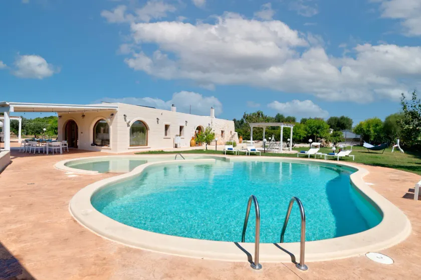 Hasamami Luxury Villa in Ostuni, 4 double bedrooms, private pool  - Image 1