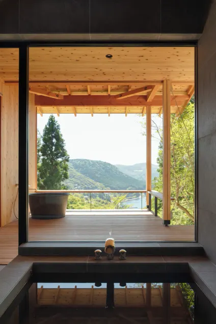 Casablanca Villa Hakone - Image 1