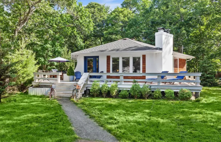 Springs Beach Cottage - Image 1