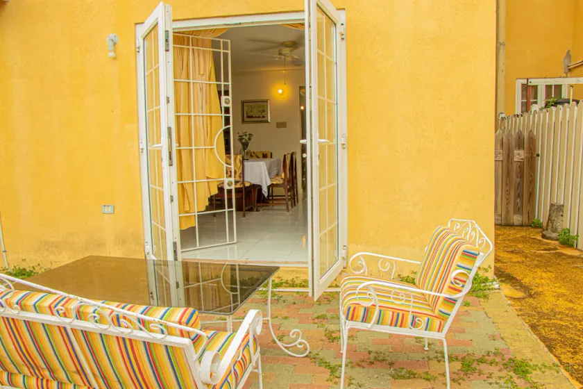 HOLIDAYS AT MANGO WALK COUNTRY CLUB - Image 1