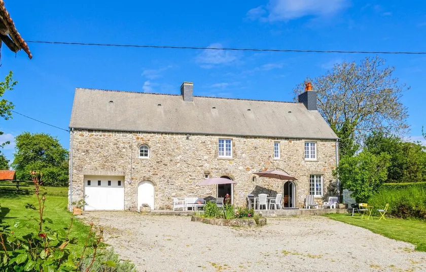 3 Bedroom Awesome Home In Bricquebec-En-Cotentin - Image 1