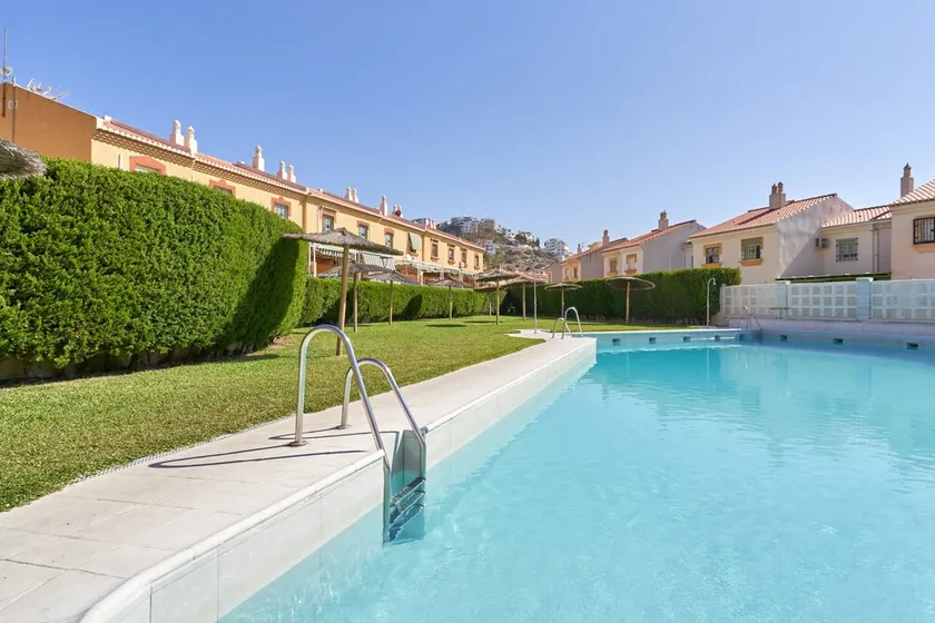 Holiday Home 'Del Mar Salobreña' with Shared Pool, Private Terrace and Shared Garden - Image 1