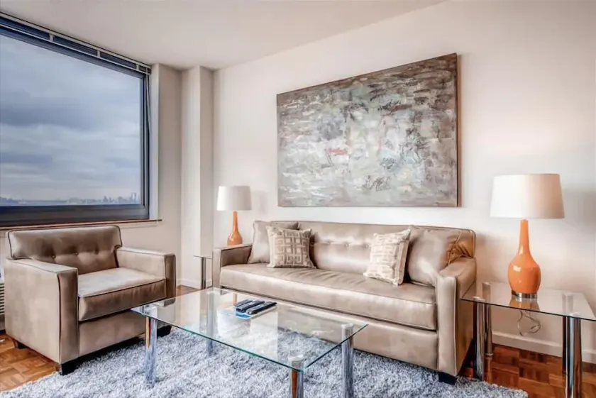 Beautiful 2BR | NYC Skyline Views | Jersey City Waterfront by GLS - Image 1