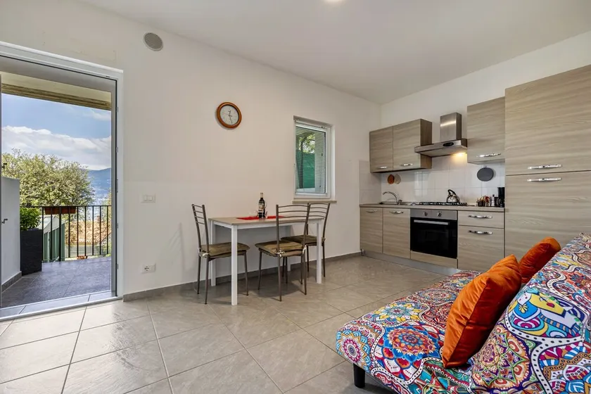 Appartement \"Casa Maria\" avec vue sur le lac, jardin privé et Wi-Fi - Image 1