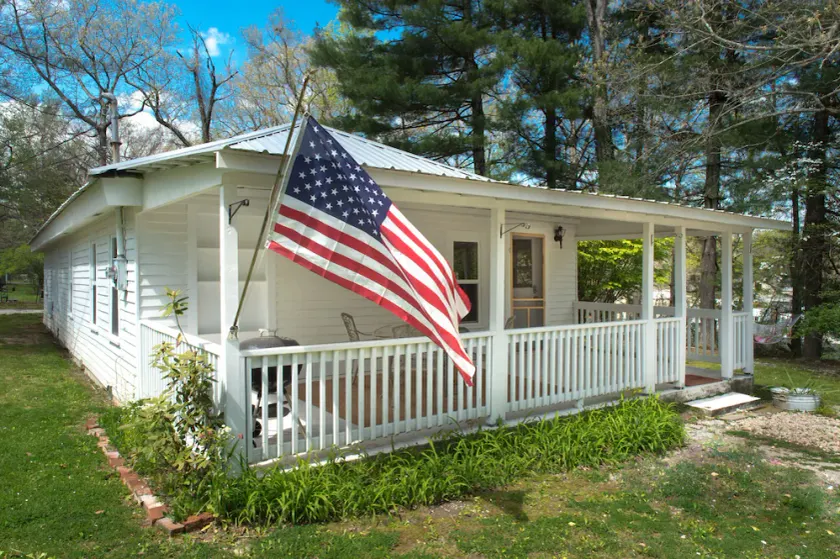 Charming 125 Year Old Sewanee Home on Campus- Walk Everywhere! - Image 1